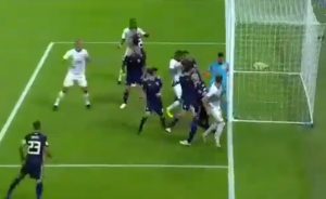 IMAMO KIKS GODINE: Nespretna reakcija golmana Rivera, pustio loptu kroz noge, pa primio gol (VIDEO)