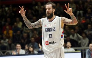 UDARNE VESTI DANA: Košarkaši Srbije na korak do Mundobasketa, Karleuša o pomoći Partizanu