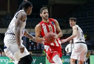 VESTI SA MALOG KALEMEGDANA: Zvezda pušta polusezonske karte u prodaju