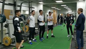 JAKO POJAČANJE STIGLO U HUMSKU: Jedan od najboljih domaćih MMA boraca posetio crno-bele (FOTO)