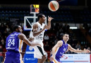 ABA LIGA: Sjajna završnica, Partizan na 0.4 sekunde pre kraja do pobede nad Mornarom ludim košem Lendejla! (VIDEO)