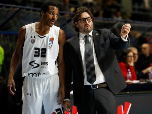 REAKCIJE NA POLUVREME U PRAZNOM ‘PIONIRU’: Ko je oduševio Grobare, ko je ‘bratina’ a ko im ‘skraćuje život (TVITOVI)