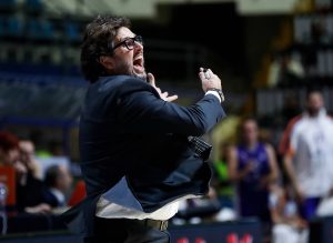 TRINKIJERIJEVI ‘ŠTREBERI’: Pogledajte šta trener Partizana traži od svojih igrača da nose na trening (FOTO)