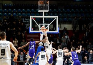 KO JE, ZAPRAVO, OŠTEĆEN: Prvi čovek Mornara saopštenjem najavio sledeće korake – sporni su i ljudi u dvorani? (FOTO)