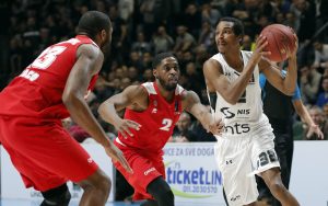 REAKCIJE ‘GROBARA’: Jedan potez Trinkjerija je oduševio navijače, ostali u glas ‘Slobodna bacanja su nam užas’ (TVITOVI)