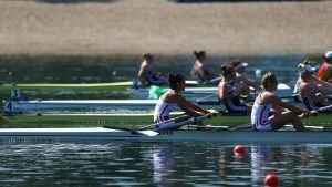 VESLANJE: Devojke u Atini, juniori u Stolivu