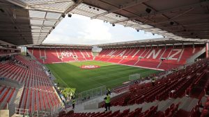 IMALI SU DOBAR RAZLOG: Jeste li videli karnevalske dresove fudbalera Majnca? (FOTO)