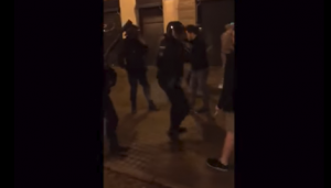 NEREDI U VALENSIJI: Navijači Seltika prave nerede i diluju drogu… (VIDEO)