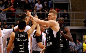 NAGRADA ZA DOBRE IGRE U PARTIZANU: Lendejl pozvan u reprezentaciju Australije!