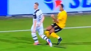 MUČNE SCENE: Zbog teške povrede Promesa prekinuta utakmica Eredivizije! (VIDEO)