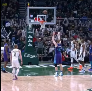 PAD KONCENTRACIJE: Na trenutak nikome nije bilo jasno šta je Kodi Zeler uradio (VIDEO)