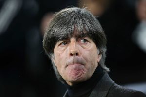 NIJE MOGLO BEZ OVOGA: Gestom na meču protiv Srbije Joakim Lev ponovo zapalio društvene mreže (VIDEO)