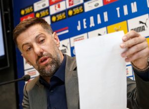 REPREZENTATIVNA ‘BOMBA’ ZA DOBRO JUTRO: Reprezentativac Hrvatske i fudbaler Dinama ‘vatrene’ menja ‘orlovima’?