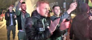 LUDILO U NIŠU: Vruć doček Meraklija za fudbalere Radničkog (VIDEO) (FOTO)