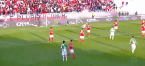 ZOVITE GEOMETRE, ZOVITE NASU: Dilema godine, da li je Benfika primila gol ili ne? (VIDEO)