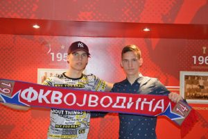 POTPISI U NOVOM SADU: Dva dečaka dobila profesionalne ugovore!