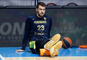 PEH ZA SRPSKOG REPREZENTATIVCA: Marko Gudurić obnovio povredu zgloba (VIDEO)