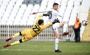 TEŠKA POVREDA VAŽNOG ŠRAFA ČUKARIČKOG! U poslednjem meču na pripremama Brđani ostali bez bitnog aduta!