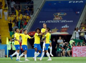 FRKA MEĐU ‘KARIOKAMA’: Rišarlison dobio zauške, svi Brazilci moraju na vakcinaciju!