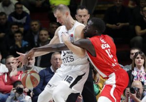 PRVA GALERIJA IZ ‘PIONIRA’: Pored parketa dobro raspoloženje, na terenu ‘zakucavanja’ (FOTO)