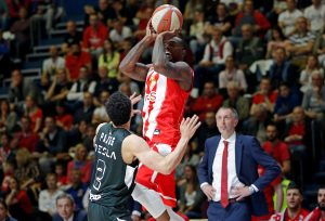 REAKCIJE NA POLUVREMENU: Zvezdaško ‘kuku lele’, grobari kritikuju ljubimca navijača (TVITOVI)