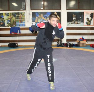 LEPE VESTI: Srpski bokser pobedio koronu!