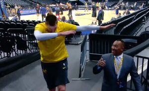 OPUŠTENIJI NEGO IKAD: Posledajte sve Jokićeve ‘ludorije’ na jednom mestu (VIDEO)