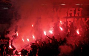 NEZAPAMĆENE UVREDE NA RAČUN UPRAVE: Navijači Partizana imali šta da poruče Vučeliću i Vazuri (VIDEO)