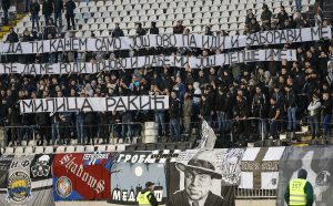 PAROLE ‘GROBARA’: Snažne poruke vezane za Kosovo i Metohiju, Košare i Milicu Rakić (FOTO)