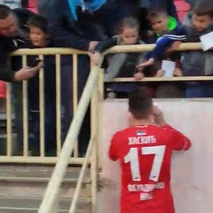 NIŠ VOLI HASKIĆA: Napadač prava zvezda na ‘Čairu’, nakon nove sjajne partije nije mogao da napusti teren od autograma (VIDEO)