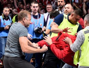 MOGUĆA OŠTRA KAZNA: Kaliniću preti pet godina zatvora zbog tuče na Zvezdinom meču!