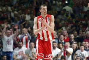 OVO SU NAJLEPŠI POTEZI PLEJ-OFA ABA LIGE: Zvezdini igrači obeležili seriju, Simanić na vrhu! (VIDEO)