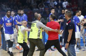 ALI TO NIJE SVE: Zvezda rekordno kažnjena, Budućnosti takođe žestoka sankcija – kao i Partizanu!