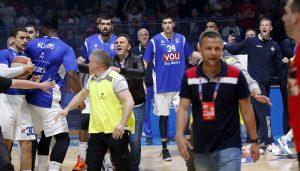 FOTO UBOD: Crnogorci se podsmevaju košarkašima Budućnosti, na isti način kao što su Delije (FOTO)