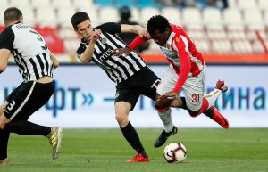 HIT REAKCIJE NA POLUVREMENU: Ko duhovitije vidi prvih 45 minuta, zvezdaši ili partizanovci? (TVITOVI)