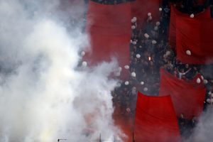 NAVIJAČI ZVEZDE IMALI POSEBNU PORUKU NAKON MEČA SA PROLETEROM: Dalje ruke! (FOTO)