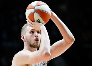 NOVI ŠOK ZA CRNO-BELE: Lendejl napustio Partizan i potpisao za evroligaški tim!