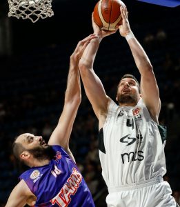 SUPERLIGA: Partizan ubedljiv protiv Tamiša, FMP slavio u Čačku