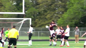 OVAKAV POGODAK DO SADA NIJE VIĐEN: Postigao golčinu zadnjicom! (VIDEO)