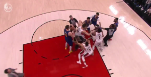 NBA: Fila izborila ‘majstoricu’ – Denver poklekao, Jokić nije mogao sam, umalo tuča posle faula Srbina (VIDEO)