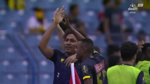 ČUDESNI LEANDRE TAVAMBA: Bravurom se upisao u istoriju zlatnim slovima i poništio volej Prijovića! (VIDEO)