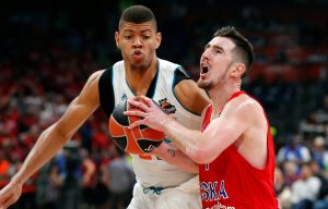 PORED NJEGA NEMA PROLAZA: Valter Tavares najbolji defanzivac Evrolige!