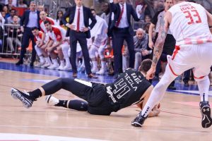 ISTORIJAT JEDNIH PATIKA: KLS zaradio od helanki, ali neće i od obuće – Gagić ‘rasparen’ bio još u Nišu