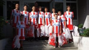 VELIKO SRCE ZVEZDINE DECE: Crveno-beli mališani u humanoj misiji! (VIDEO)