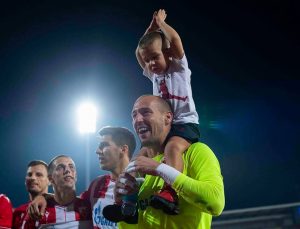 POVRATAK U BUDUĆNOST: Ko će u Zvezdi ličiti na Kineza, a ko na Edi Marfija… (VIDEO)