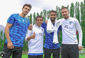 SJAJNA VEST ZA ‘DELIJE’ IZ SAUDIJSKE ARABIJE: Degenek se oprostio od navijača Al Hilala? (FOTO)