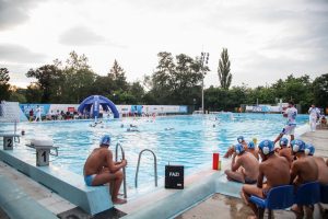 CILJ JE DA DECA POSTANU ŠAMPIONI U ŽIVOTU: Nikola Rađen sa vrhunskim timom „Wind sporta“ treći put dominirao!