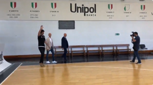 OVACIJE: Teo otkrio zašto je izabrao Virtus, a ne Zvezdu – ‘šou je ukrala’ devojčica u dresu Saleta Đorđevića (VIDEO)