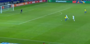 FOTO UBOD: Šta se desi kada Srbin promaši stadion, Brazil slavi, Argentina se žali na suđenje (FOTO)(VIDEO)