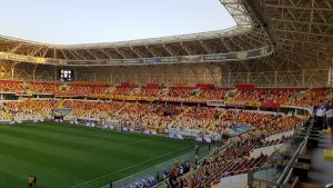 KIKS STOJKOVIĆA: Golman Partizana poklonio gol Malatiji (VIDEO)